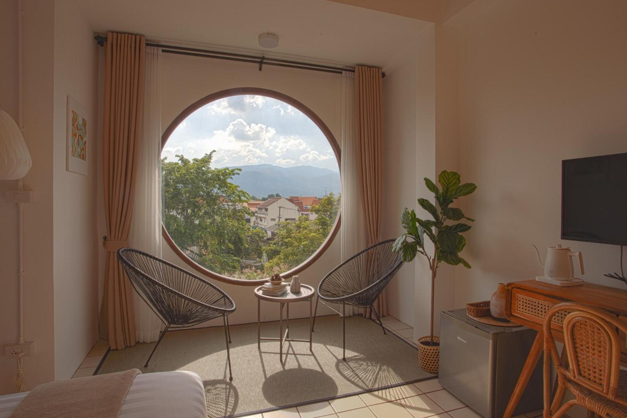 Muan Hotel Chiang Mai Rum bild